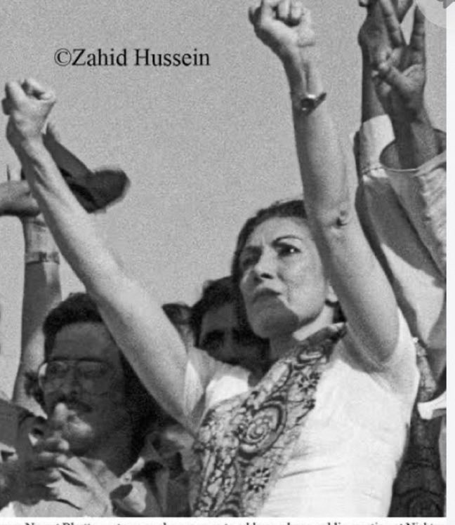 SukhdevHemnani_'s tweet photo. Remembering Begum Nusrat Bhutto - the pillar of strength for Shaheed Zulfikar Ali Bhutto &amp; the workers of Pakistan Peoples Party. https://t.co/i9HF1NuKSz