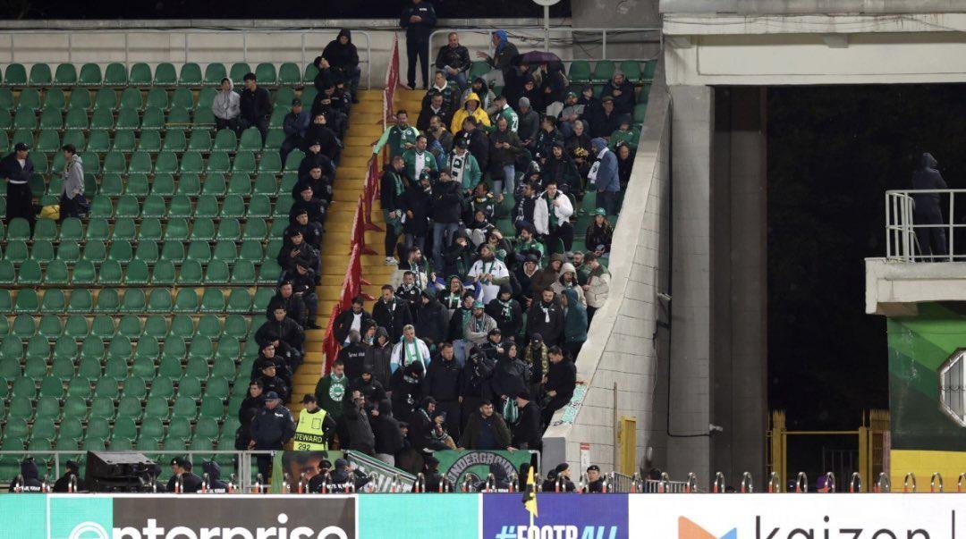 AtlasBrazalete's tweet photo. 150 aficionados del Panathinaikos que se desplazaron hasta Almaty, recorriendo más de 6.000 kilómetros, para ver el Kairat Almaty-Panathinaikos.

El desplazamiento más largo de la historia del club griego y ahí estuvieron estos valientes 🫡🇬🇷 https://t.co/mp4KaNRXYG