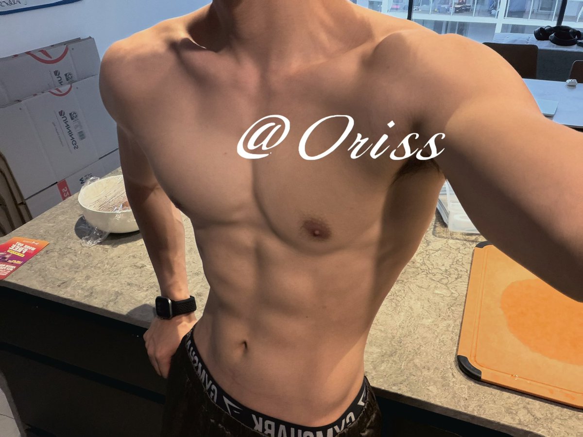 ronin_xx3's tweet photo. 做饭给你吃好吗 https://t.co/631isBpQz0