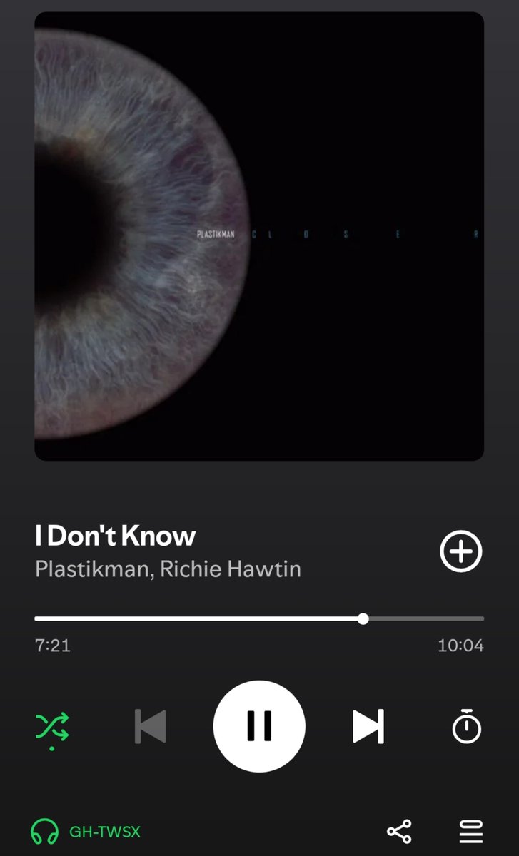 ooioo42oAOA's tweet photo. At raveparty in an empty house in the Uk, where we spontaneously had a loud party, the music that day was over 800 mic  (lol) I was turned on by LSD  and felt like an 👽️ when this Dangerous  tune by Plasticman aka Richiehowtin came on.

「A - ciiid is, ah - shit」

#acid
#曲げ https://t.co/Zq6BD3w5z9