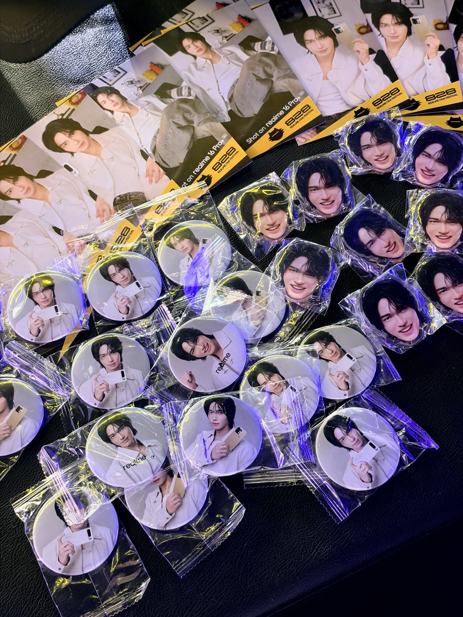 iPhone_Droid's tweet photo. เจอกันวันนี้ที่บูธ realme พบกับ WIN METAWIN เวลา 16.30น. งาน Arena of the Decade ที่ IMPACT Exhibition Hall 11 ครับ #winmetawin️ #realme https://t.co/2WgqDBpF9S
