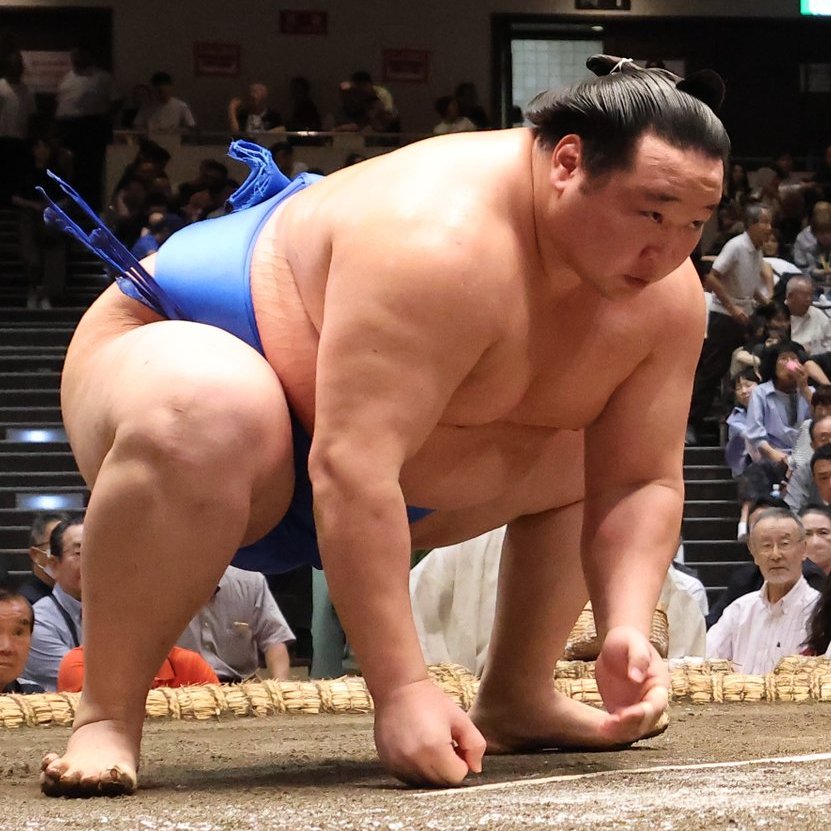 sumokyokai's tweet photo. ＜番付発表＞
令和８年九州場所の番付が発表されました。
新小結　美ノ海
再小結　義ノ富士
新入幕　出羽ノ龍 嵐富士 旭海雄
再入幕　玉鷲 北の若 大青山

最新の番付はこちらから
https://t.co/z6LGiTB53d

#sumo #相撲 #九州場所 https://t.co/x8tVsYbcQI