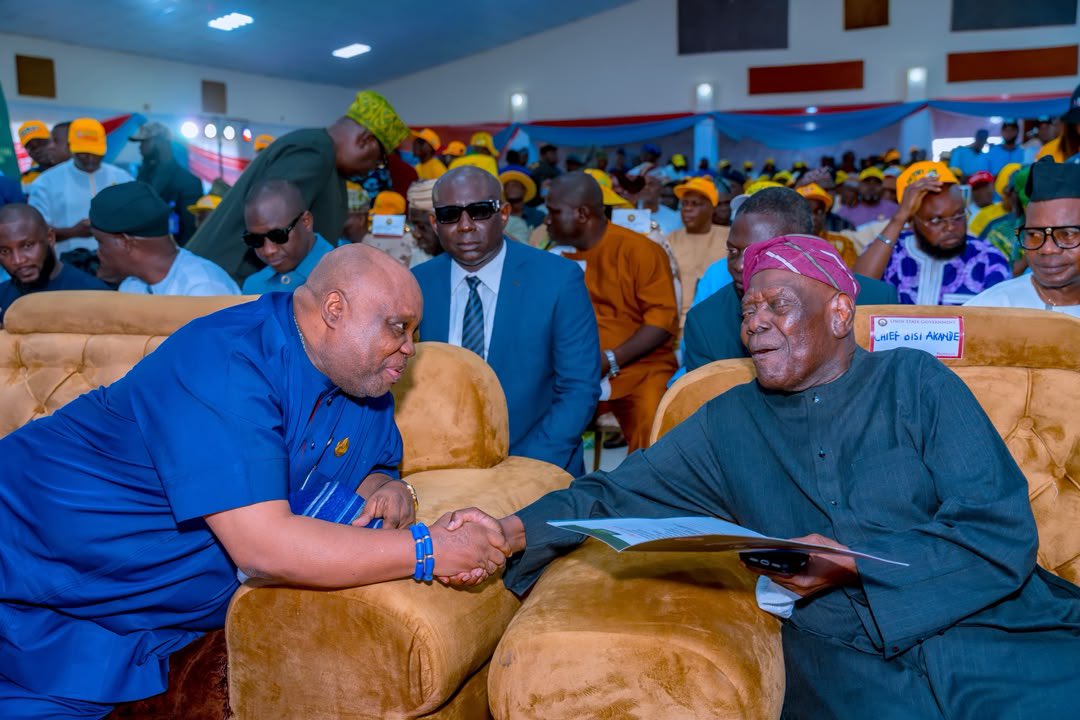 AAdeleke_01's tweet photo. Yesterday, I inaugurated the Osun State Presidential Campaign Council for the re-election of President Bola Ahmed Tinubu (@officialABAT), with a renewed commitment to deliver more than the 1.5 million votes we earlier promised.

Our rainbow coalition of Accord, APC and PDP is united solely for President Tinubu's re-election in the January 2027 presidential election. This partnership does not extend to the legislative elections. My support for all Accord candidates for the Senate, House of Representatives and House of Assembly remains unshaken.

On the Osun local government crisis, negotiations are at an advanced stage. I have received the assurance of the Federal Government, and there will be positive developments soon.

These are critical times that demand unity beyond political differences. From the pain of the past, we must unite for the prosperity of the future. Together, let us mobilise and deliver Osun for President Tinubu.