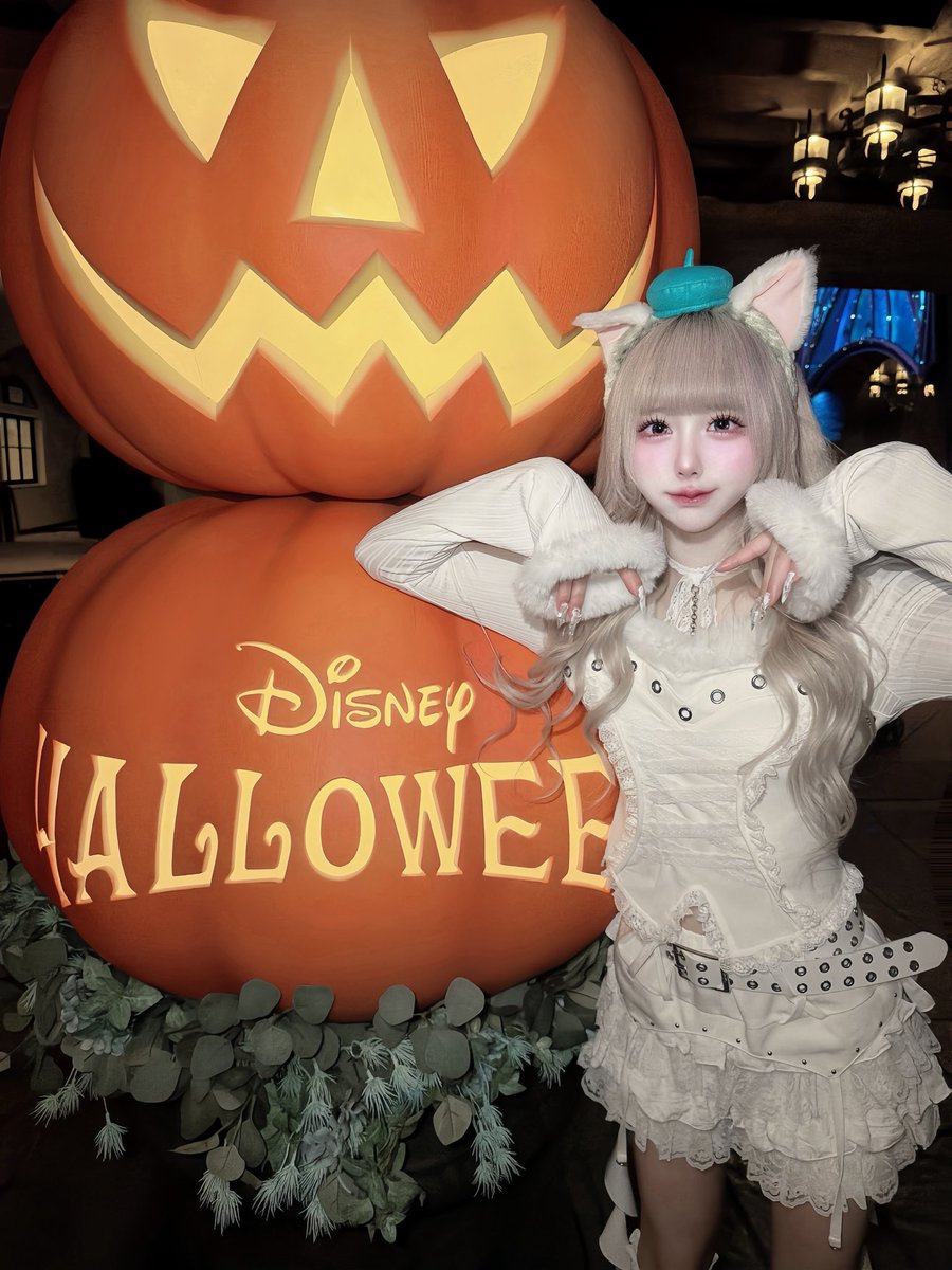 anosora_shiori's tweet photo. イタズラされたい人ーーー？👻♡ https://t.co/JwSwJKeFPA