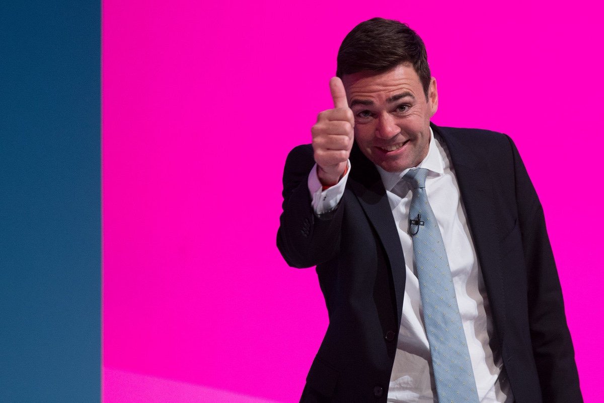 A_OConnor83's tweet photo. No sitting MP, especially the Prime Minister, should be appearing on Gogglebox, charity or otherwise.

Supporting a good cause is admirable. Turning the office of Prime Minister into reality TV entertainment isn't.

Britain faces serious problems that demand serious leadership. https://t.co/6CF3V2Gkeo
