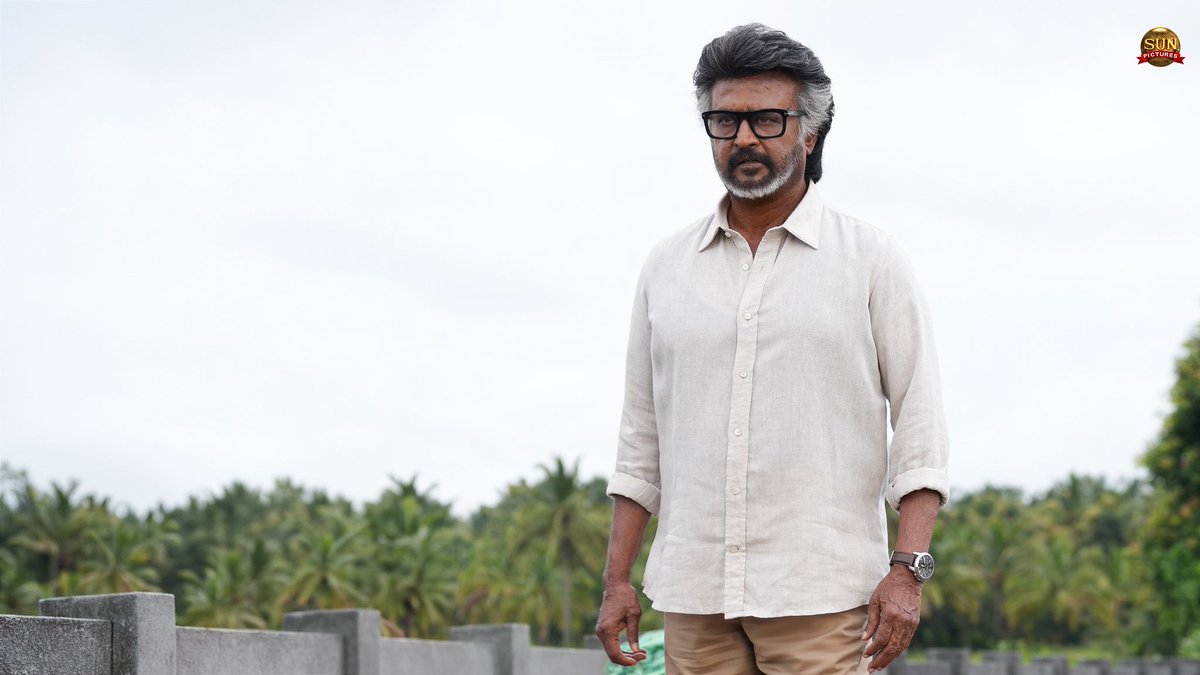 sunpictures's tweet photo. The unmatched swag of MVP! #Jailer2
#Jailer2IndustryBlockbuster

#Jailer2 Rampage in theatres worldwide 

@rajinikanth @Nelsondilpkumar @anirudhofficial @vidya_balan @iam_SJSuryah #MithunChakraborty #SurajVenjaramoodu @meramyakrishnan @iYogiBabu @mirnaaofficial @vijaykartikdop @Nirmalcuts @ChethanDsouza @AlwaysJani @KiranDrk @sunilreddy22 #PallaviSingh @valentino_suren @Alagiakoothan #SantoshRaju @kabilanchelliah @kuchirayar73 @RIAZtheboss