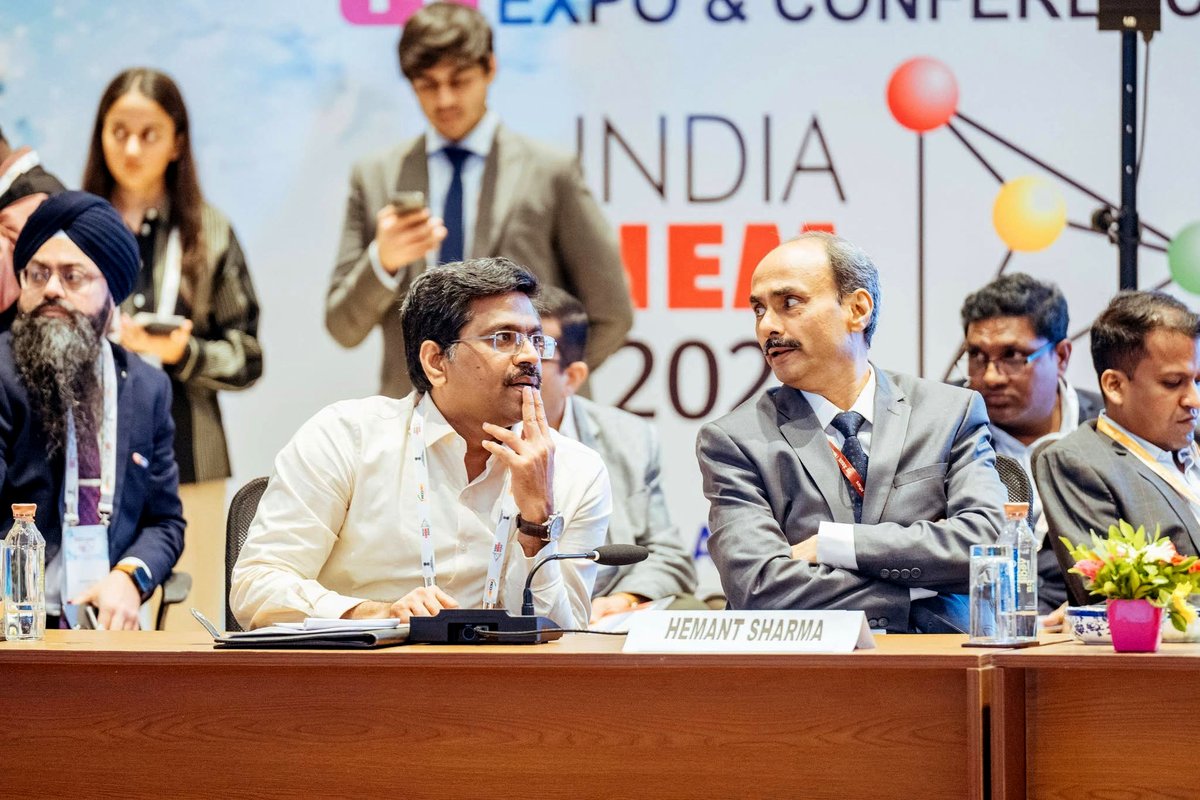 idco_odisha's tweet photo. 🌐Odisha Shines at India Chem 2026, Mumbai! Hon’ble Chief Minister Shri @MohanMOdisha co-chaired the prestigious Global CEOs Forum at India Chem 2026 in Mumbai, engaging with leading industry captains on investment opportunities and industrial collaboration in Odisha. 🤝(1/3) https://t.co/l7jvsAkdA7