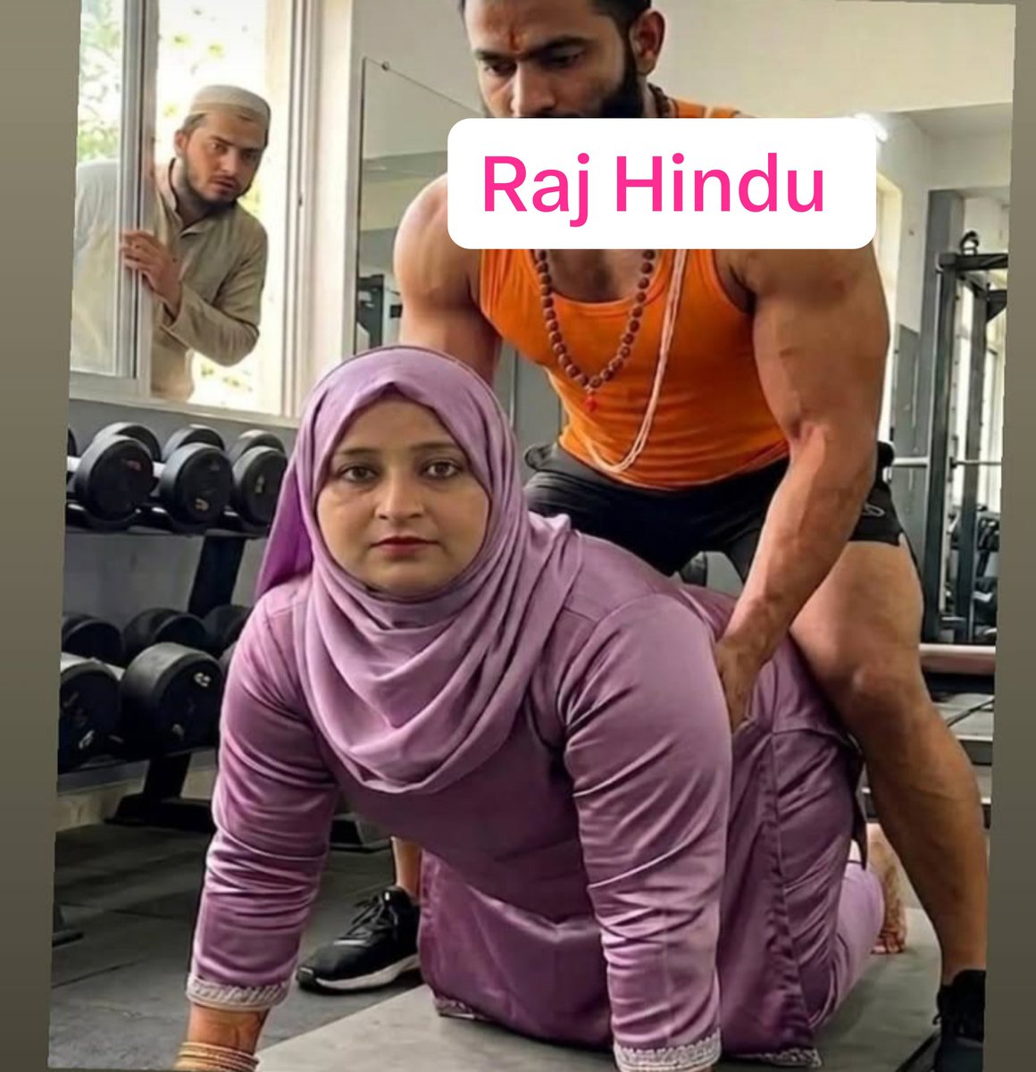 RajHinduju's tweet photo. I love Hijabi muslim beauty 😍 https://t.co/QgCUUh1GHn