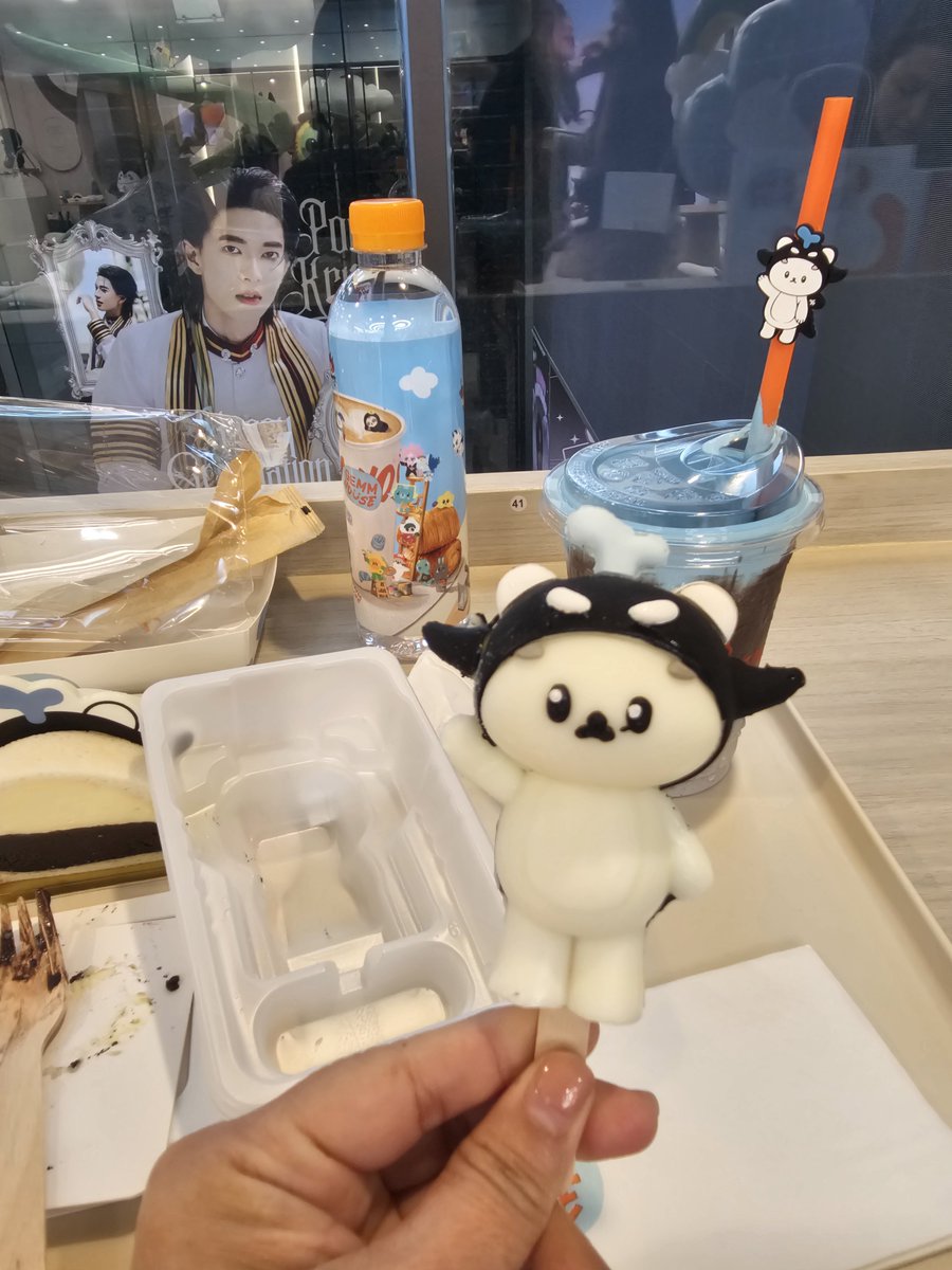 spanyapa's tweet photo. เนื้อพี่ซังอร่อยทุกอย่างเลย แต่กินพร้อมกันหมดแน่นจุกรู้สึกว่าหวานมากเลยหล่ะ น้ำที่หวานสุด ไอติมอร่อยมากเปรี้ยวๆ มูสนิ่มมากอร่อย โรลก็อร่อยไม่หวานมาก ไปยังไม่มีเมนูพิเศษกับมาการอง คุ๊กกี้ก็หมด ตอนกลับยัยซังบ๊ายบายด้วย🥰
#POLCASAN
#gemmhouse https://t.co/6xsG8uHBNZ