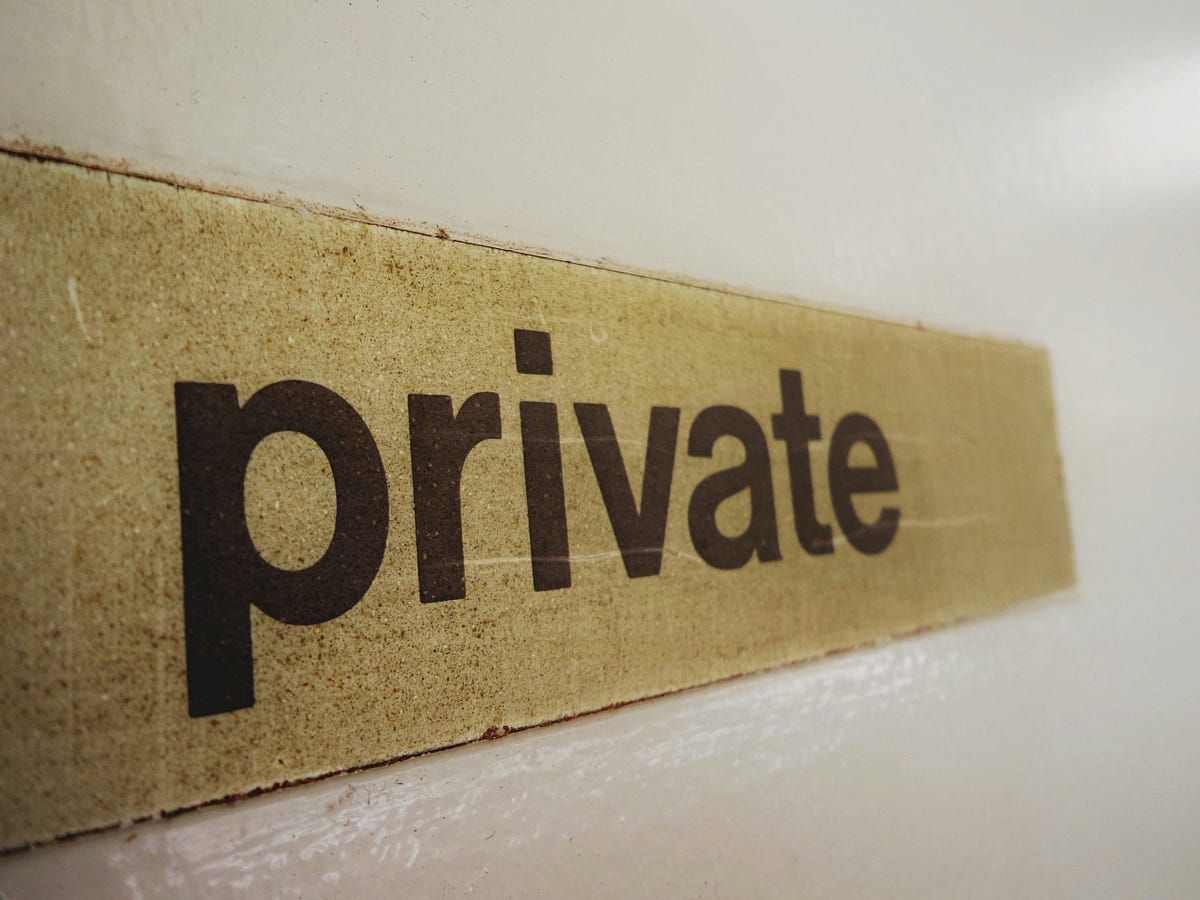 startupstash's tweet photo. Data misuse and compliance slip-ups do more than trigger fines. They destroy customer trust. 🔒 Unpack 7 critical privacy harms every founder must proactively prevent.

https://t.co/o8MbHfYGdk #Cybersecurity #DataPrivacy https://t.co/F7gBC9Z8Ru