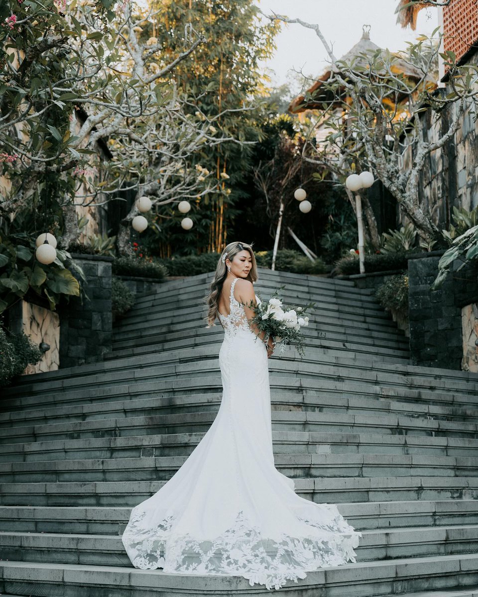 85Ciro's tweet photo. Forever and ever, always. @kamandalu @themarvelous_pictures @shiangkho_makeup @eddyk_bridal https://t.co/jvl9pbS6Rf