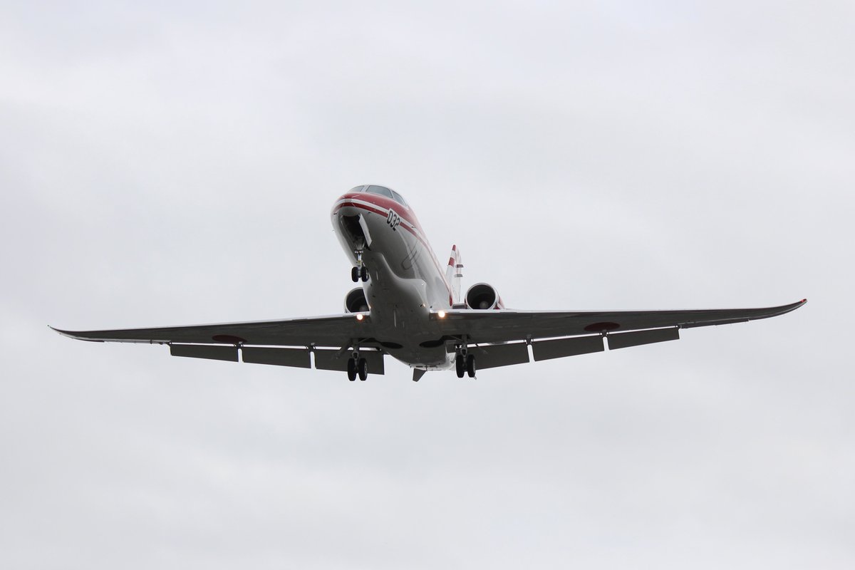 ATLAS_5097's tweet photo. 2026/10/23 RJTL
BRNCO C-130H 45-1073 401SQ
EXTRA EA-300 JA11DB
PLUTO U-680 02-3032 飛行点検隊
ATTACKER AH-1S JG-3479  陸上自衛隊
下総に来てた方々、お疲れ様でした〜
明日楽しみましょう😊 https://t.co/i1sCxvUhIr
