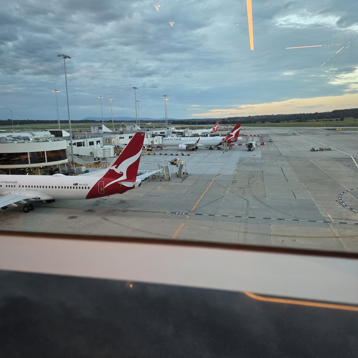 granthawkridge's tweet photo. Melbourne ✈️ Sydney https://t.co/kcK4x2E6b1