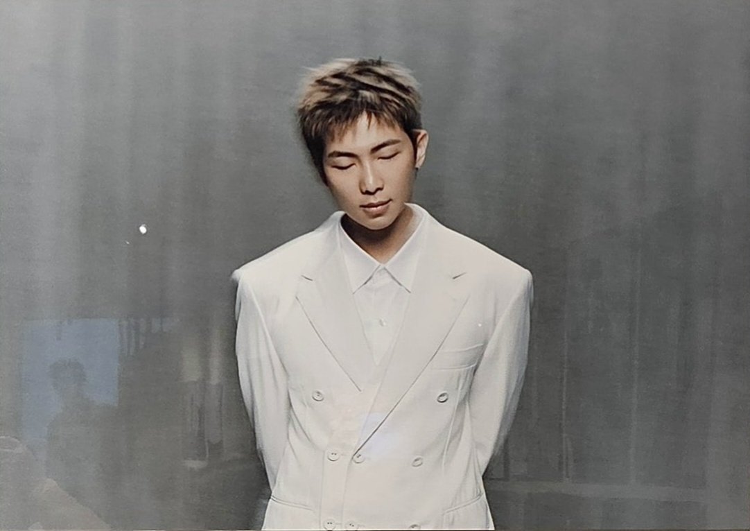 justseemin's tweet photo. Golpe baixo Namjoon https://t.co/AbVqHfgCBj