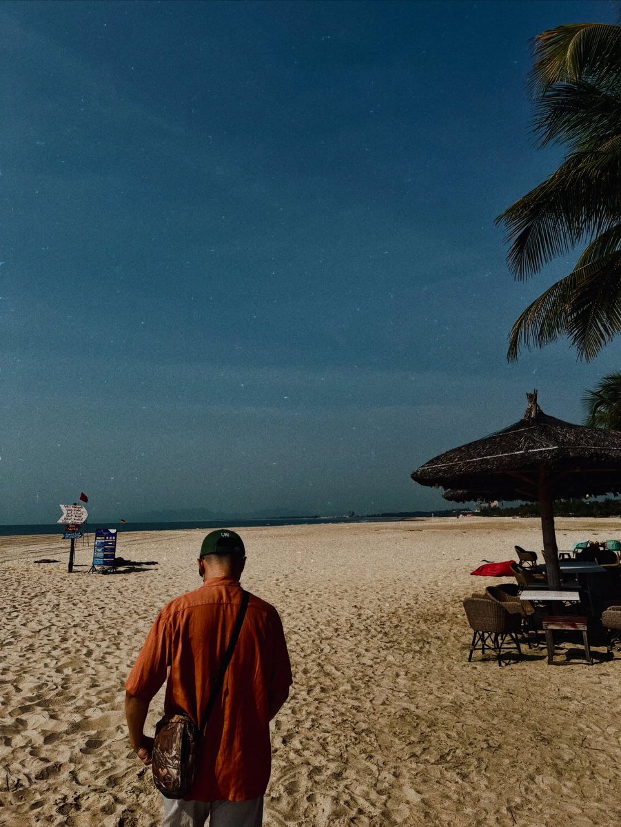 jonthanjairmazo's tweet photo. Random moments at Ho Tram Beach, BRVT. https://t.co/elP81XGKBI