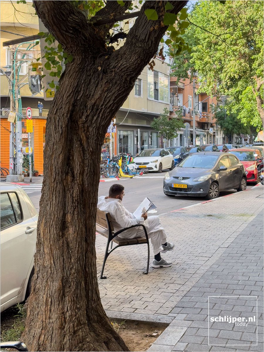 schlijperisrael's tweet photo. Rami reading at Frenkel St, Tel Aviv
23/10/2026, 09:06 #coffeeTLV #KioskoTLV https://t.co/mz4SsksOTS