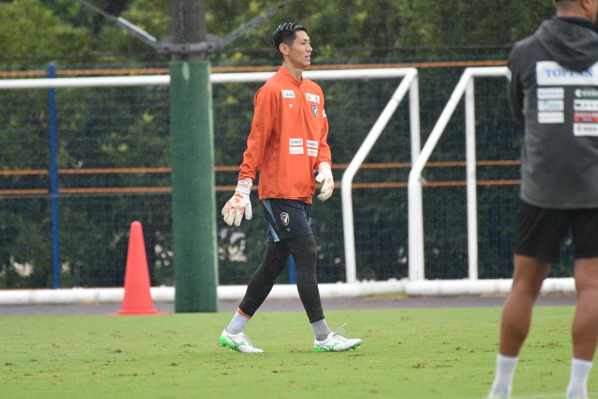 v_varenstaff's tweet photo. 🔷-𝙉𝙀𝙓𝙏 𝙈𝘼𝙏𝘾𝙃 𝘾𝙊𝙈𝙈𝙀𝙉𝙏-🔶 

監督・選手の浦和戦の試合前コメント掲載📝
※公式HPからご覧いただけます📲

🗣️#高木琢也 監督
🗣️#後藤雅明 選手

コメント全文は⏬
https://t.co/aZzYLlackN

#vvaren #BEYONDtheDREAM #Jリーグ https://t.co/AC9jq66U2v