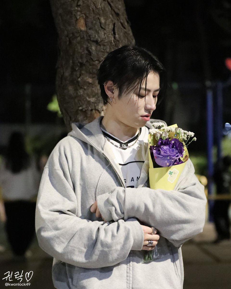 kwonlock49 tweet picture