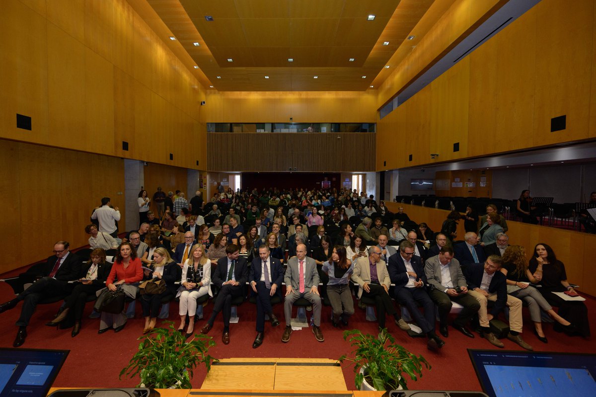 UPV's tweet photo. 🎓 Inaugurat el curs acadèmic 2026-2027 al @UPVCampusGandia ➡ https://t.co/7WEp0emue6 https://t.co/1Qf6pCV36j