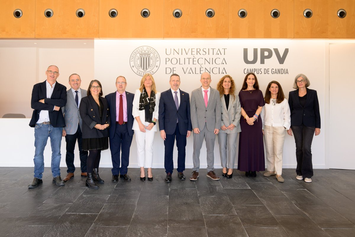 UPV's tweet photo. 🎓 Inaugurat el curs acadèmic 2026-2027 al @UPVCampusGandia ➡ https://t.co/7WEp0emue6 https://t.co/1Qf6pCV36j