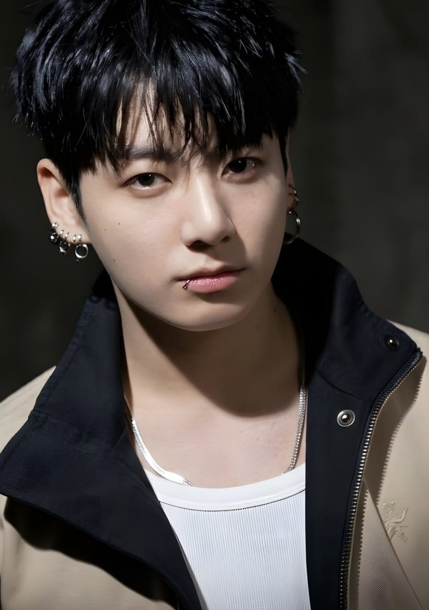 reoluvjce's tweet photo. Jungkook is 15 years old again here 😭😭😭? https://t.co/JK1XlKLDes