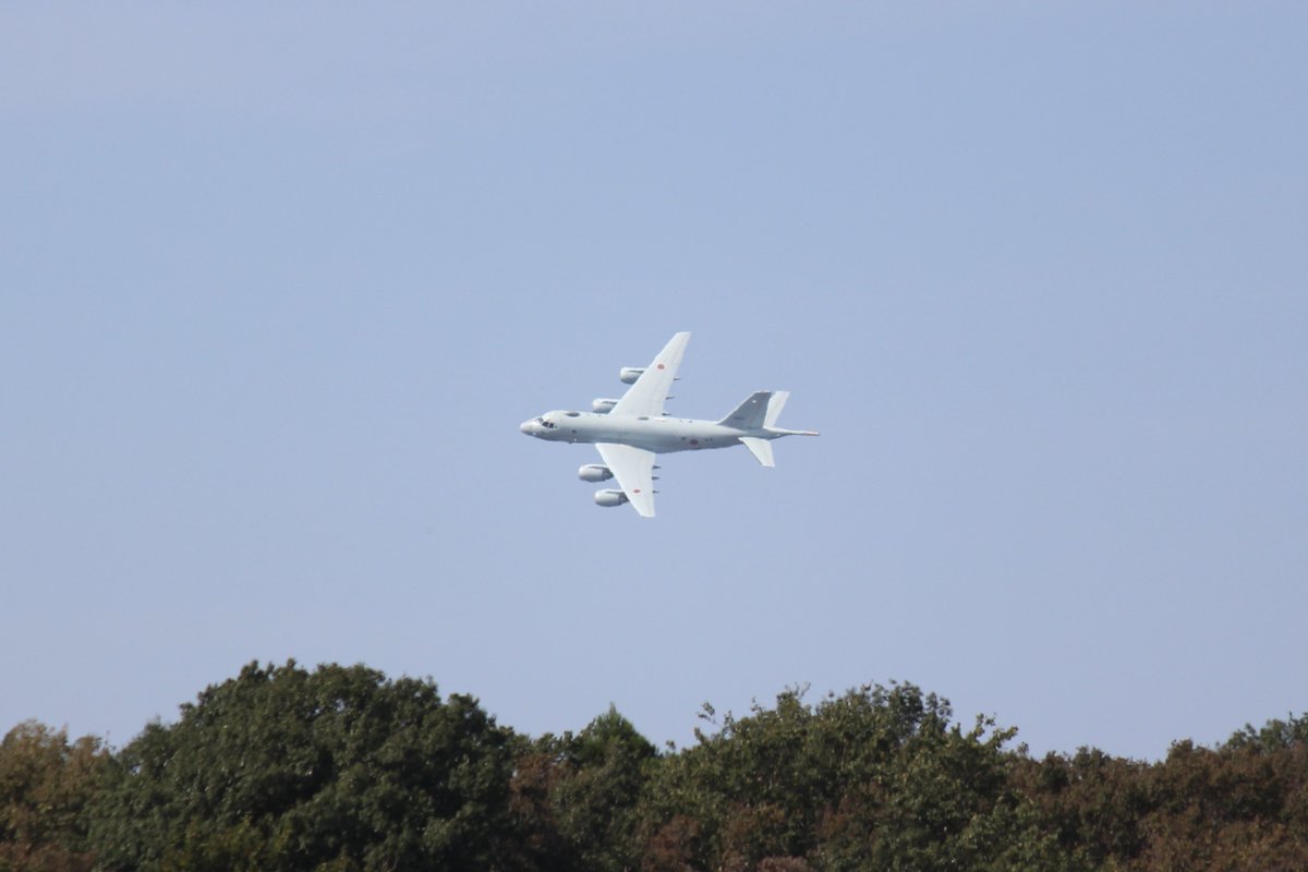 ATLAS_5097's tweet photo. 2026/10/23 RJTL
ATLAS P-1 5508 203ATS
ATLAS P-1 5522 203ATS
デモフライト予行
終了後にローアプローチ訓練 https://t.co/Ad6xmD0zIJ
