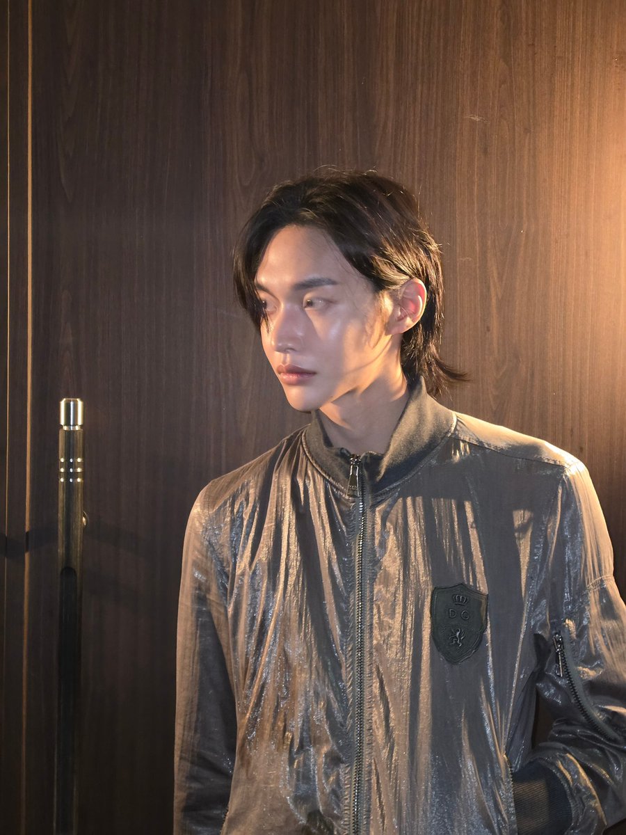 imunknew's tweet photo. พ่อของฉันยังหนุ่ม https://t.co/z67Xi4kcwS