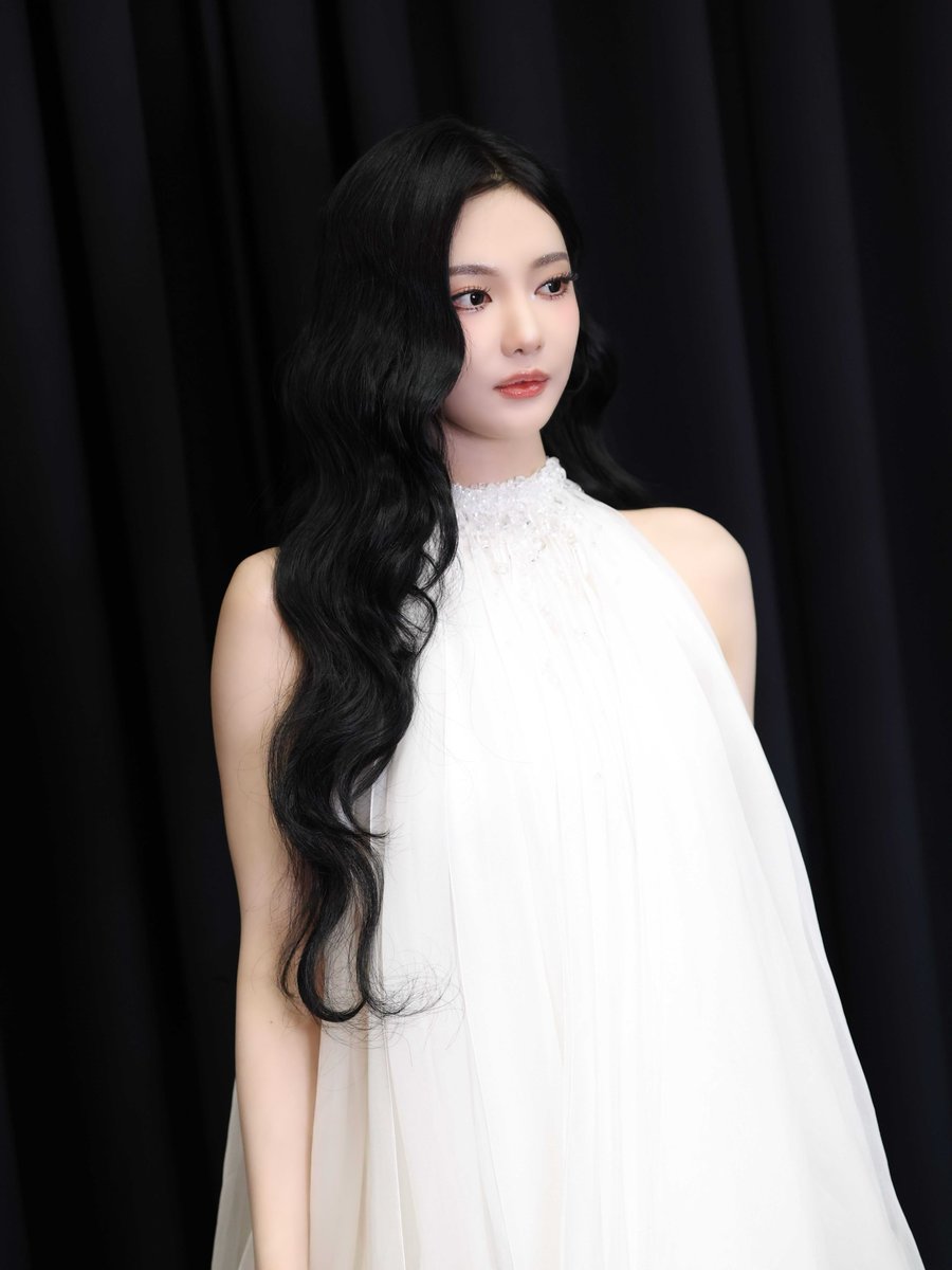 ovokkfine's tweet photo. 261023 imnotningning IG
「24 today! Thanks to all of you who came to my show, listened to me sing and celebrated my birthday. Love music but love you all more🩷」 https://t.co/v1z569sjn6