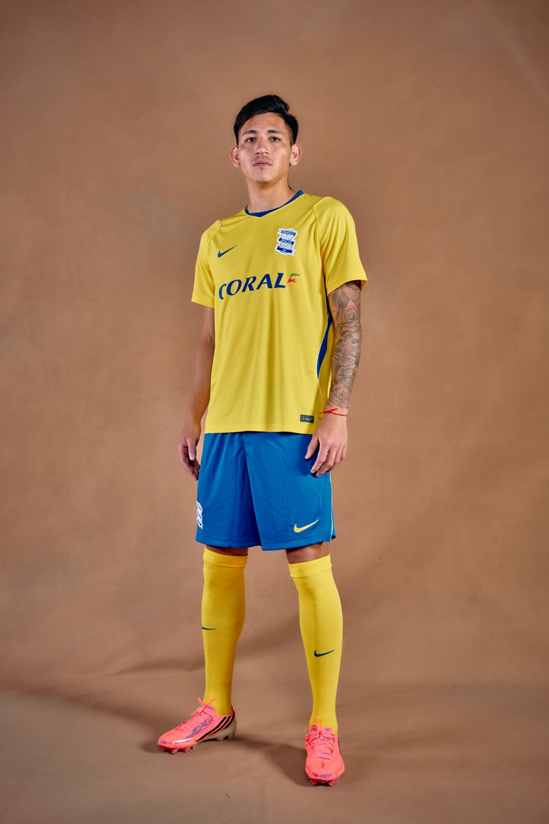 BCFC's tweet photo. Back in the yellow tomorrow. Some kit btw.

https://t.co/IjDtt9P4Ma https://t.co/0DXKP8jafe
