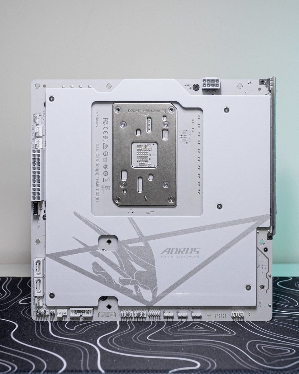 GIGABYTE_DE's tweet photo. GIGABYTE AORUS INFINITY AERO ELITE GiMATE AI TOP GAMING POWER ๐
GIGABYTE B850M AORUS STEALTH ICE ๐
Dank an ๐๐ ๐ธ๐ฅ๐ปCr: @ aorus_uk
#GIGABYTE #AORUS #ARI #AMD #B850 #custompc #pcgaming #setupwars #gaminglife #AORUSINFINITY https://t.co/ENpidgbhIx