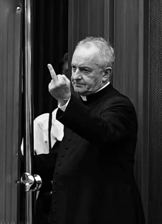 Dio's tweet photo. Questa comunque è da poster in cameretta. https://t.co/LL4vQjj1Pd