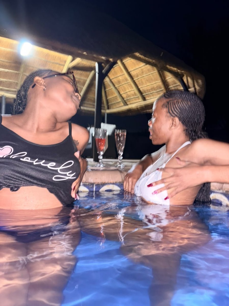 Petitebunnybaby's tweet photo. 3 sum available around Midrand we don't   host travel on card paid Uber or pick up dm for rates 0732964371 https://t.co/f3fM640Bad