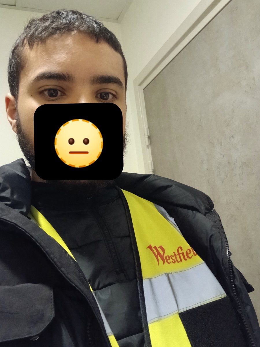 Salomon______'s tweet photo. Aujourd'hui c'est mission à la défense..j’ai débloquer une nouvelle tenue... https://t.co/wnNdFuWH6m