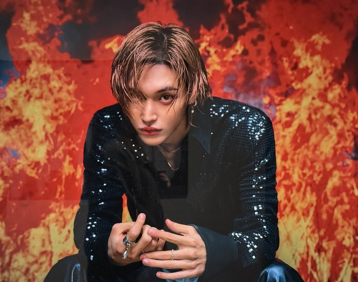 visualbini's tweet photo. this wonbin look https://t.co/kM1ZLWBb6x