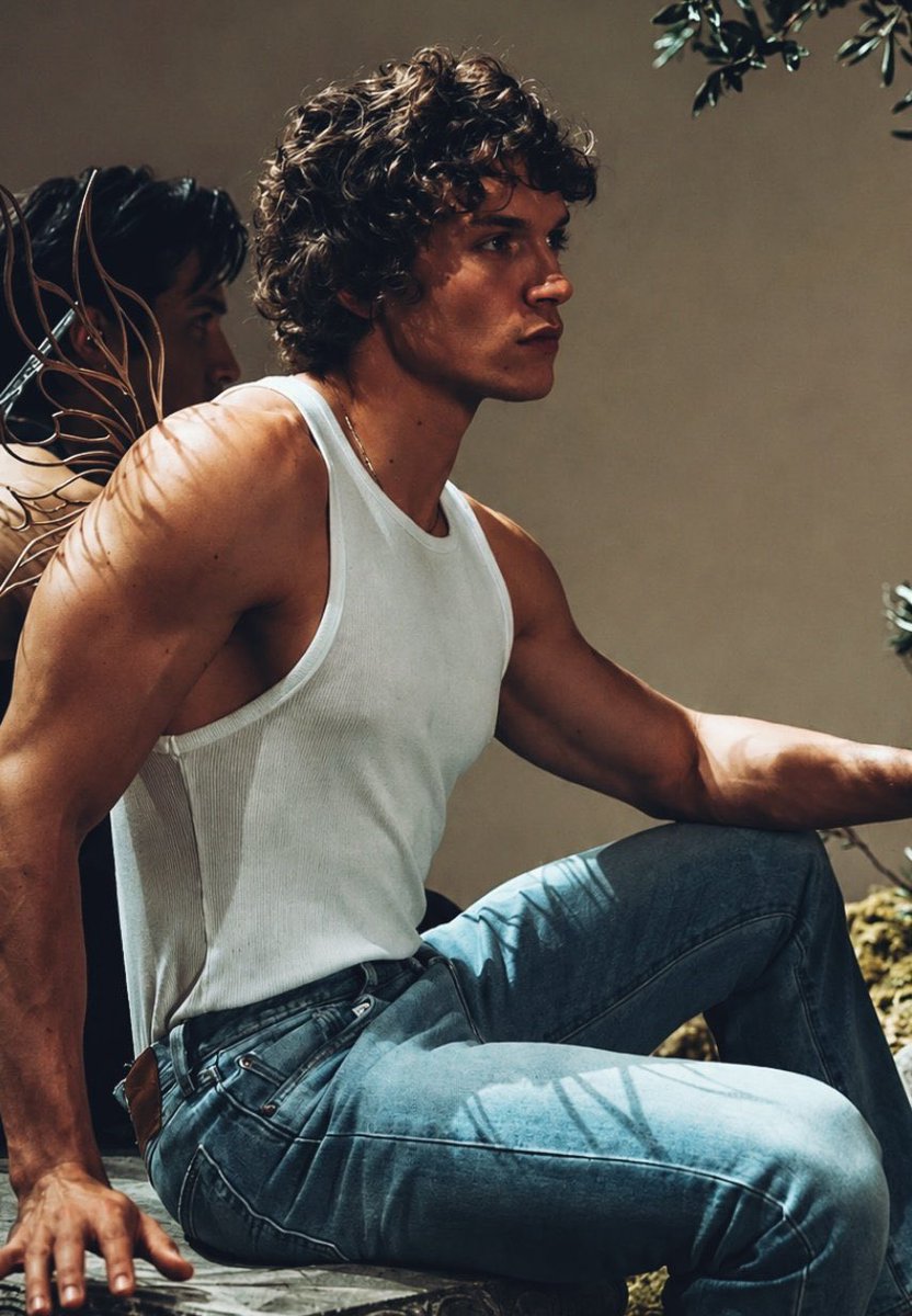 HUDCONSLM's tweet photo. Achilles &amp; Patroclus https://t.co/9SROCBlJj8