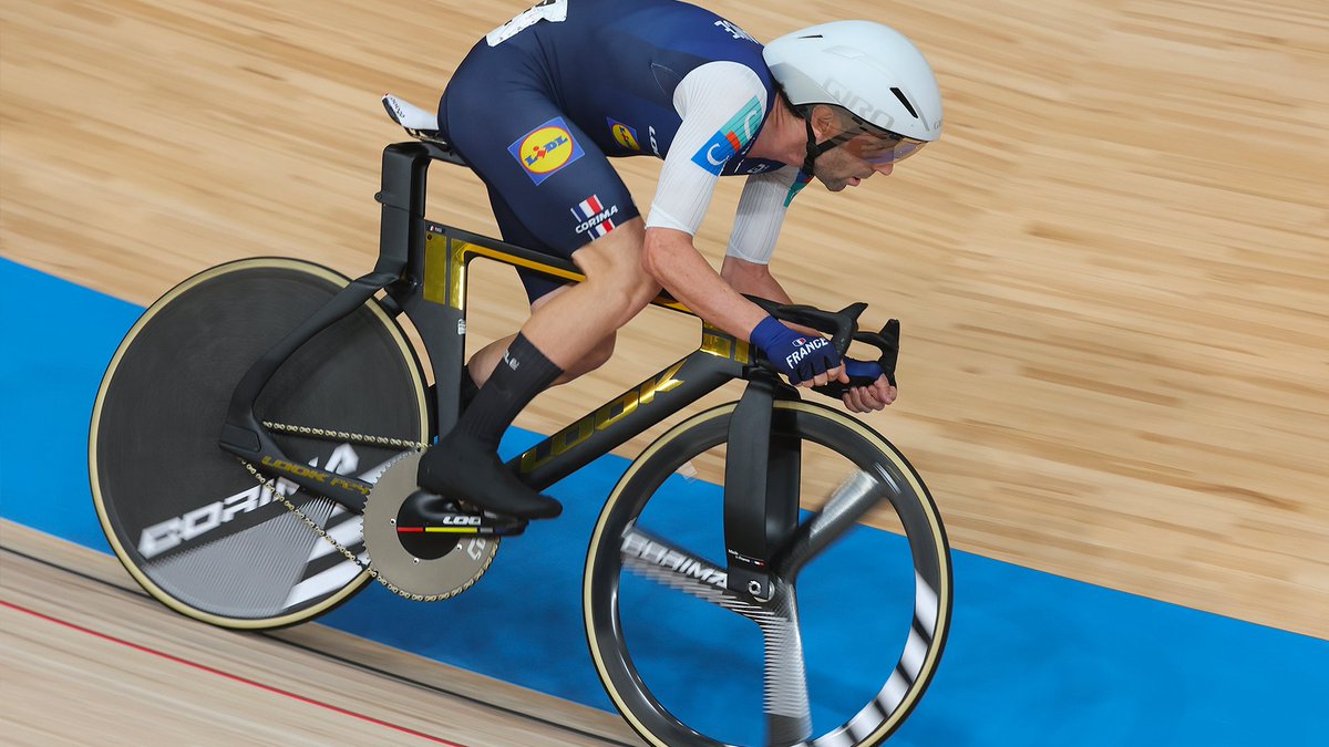 lookcycle's tweet photo. One week later, still thinking about silver 🥈
 
Three silver medals for France at the UCI Track World Championships in Shanghai:
🥈 Copponi &amp; Borras – Madison
🥈 Oliviero – Time Trial
🥈 Thomas – Points Race
 
Three podiums to celebrate. 🇫🇷👏

@FFCyclisme
 
#LOOKCycle https://t.co/W3JQG9V0R4