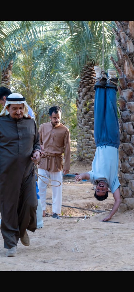 lkmvla's tweet photo. سمعت انا ان المسلسل بيكمل 50 حلقه 
عاد والله خورافي😂🔥
#احلى_نصيب https://t.co/GiFMzrKFxl