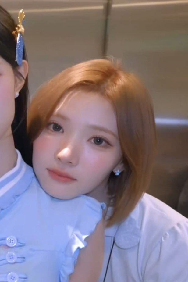 osoq_q's tweet photo. 지우좋은점: 생김새는 아..네...뭐..네... 선배인데 속성은 응응으로 수많은 여성을 함락시킨 리버스 아네모네 졸귀찌몬스터 https://t.co/gx7h97UaxG