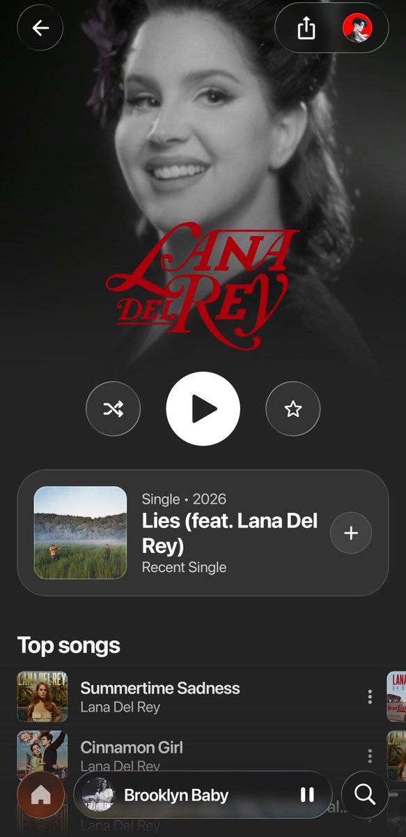 leviackermanft's tweet photo. Show me a better-looking and optimized music player for Android than Bitchord. 😏

I'll wait. https://t.co/NKMP80mrKC