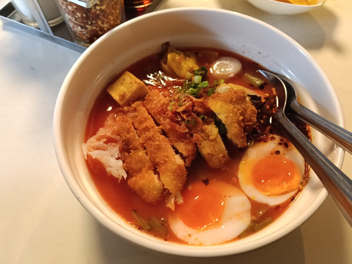 sharif_4485's tweet photo. วันศุกร์ก๋วยเตี๋ยว
.
. https://t.co/UMQiZXiXTv