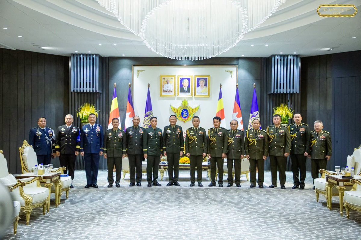 TeamAFP's tweet photo. AFP Chief of Staff Engages Cambodian Leadership on Regional Stability

Armed Forces of the Philippines (AFP) Chief of Staff General Antonio G. Nafarrete led an AFP delegation to Cambodia and Thailand from October 19 to 22, 2026, to engage with senior government and military officials and reaffirm the Philippines’ support for the ASEAN Observer Team (AOT) amid the Cambodia–Thailand border situation.

During the visit to Cambodia, General Nafarrete met with Prime Minister Hun Manet, Deputy Prime Minister and Minister of National Defence General Tea Seiha, and General Vong Pisen, Commander-in-Chief of the Royal Cambodian Armed Forces. These engagements provided opportunities to discuss developments related to the border situation and underscore the importance of continued dialogue and regional cooperation.

Through its participation in the AOT mission, the AFP supports the Philippines’ commitment to ASEAN cooperation, regional stability, and the peaceful resolution of disputes. This engagement reflects the country’s contribution to regional peace and security, while the AFP remains steadfast in its primary mandate to defend Philippine sovereignty and protect the Filipino people.

Photo courtesy of the Ministry of National Defence of the Kingdom of Cambodia and the Official Facebook Page of Cambodian Prime Minister Hun Manet

#AFPyoucanTRUST
#OneAFPOnePhilippines
#StrongAFPStrongPhilippines
#OurSeasOurRightsOurFuture
#MatatagNaSandigan 🫡🇵🇭