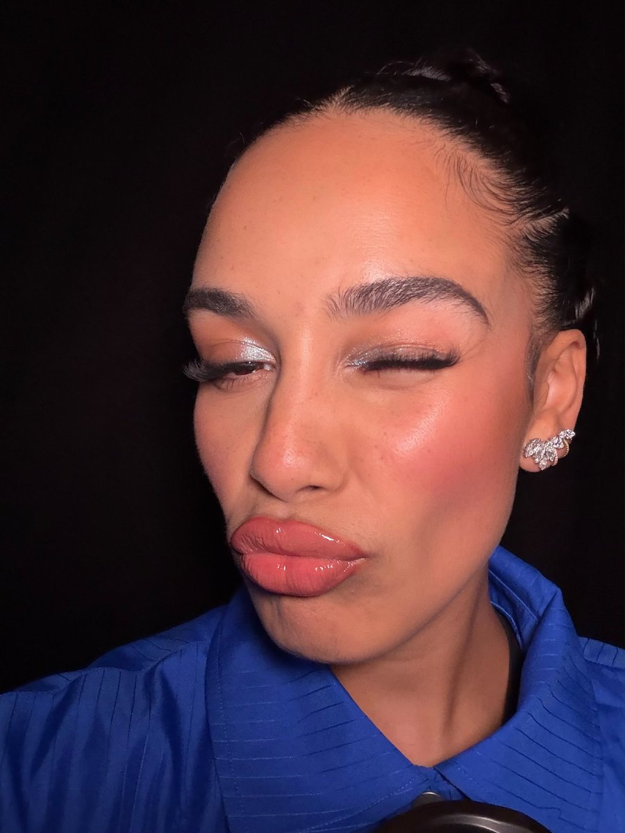 jorjasmithbest's tweet photo. jorja smith. https://t.co/emvi2nvA9T