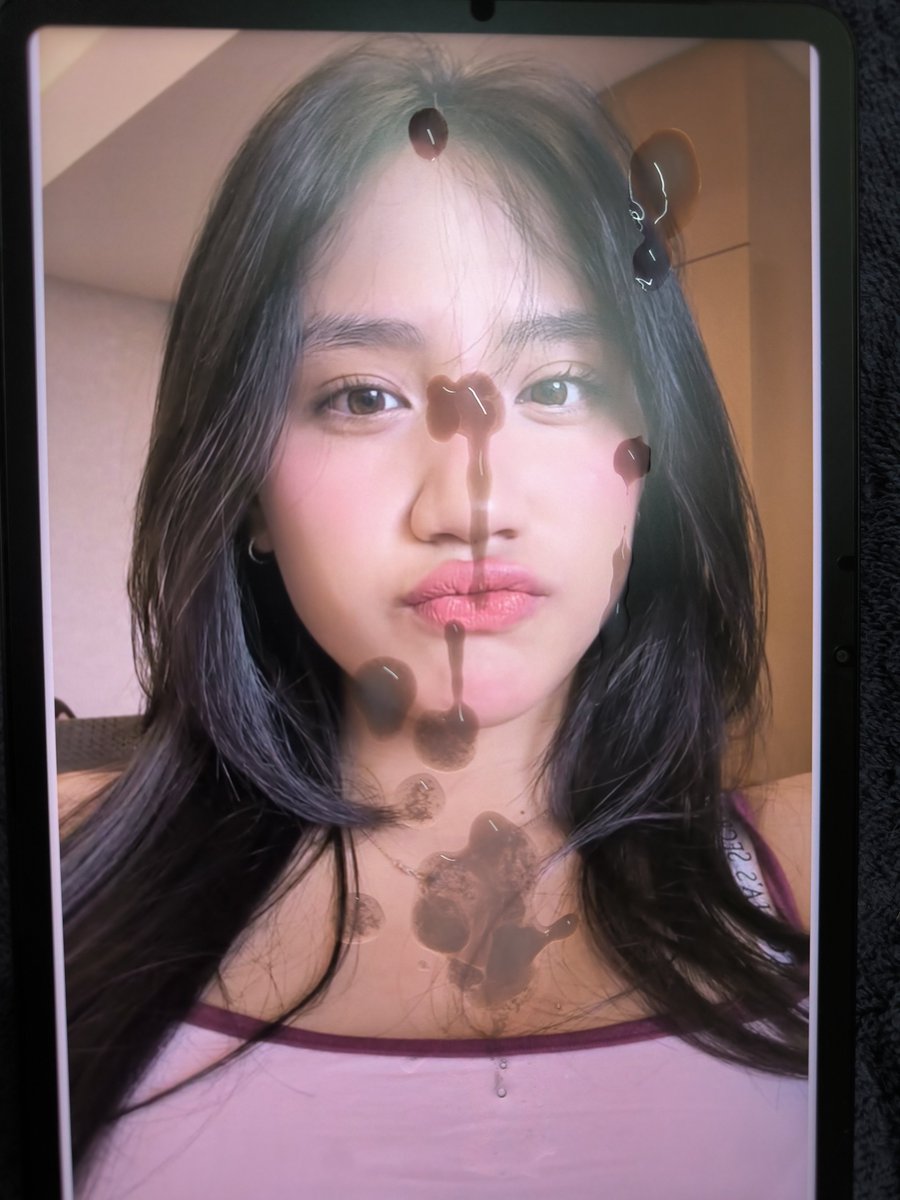 Kimzxee99's tweet photo. Ternyata banyak yng suka nih nicole #cumtribute #cum #pejuhinchallenge #pejuh #goon #cock #nicole https://t.co/pkaHArY9PP