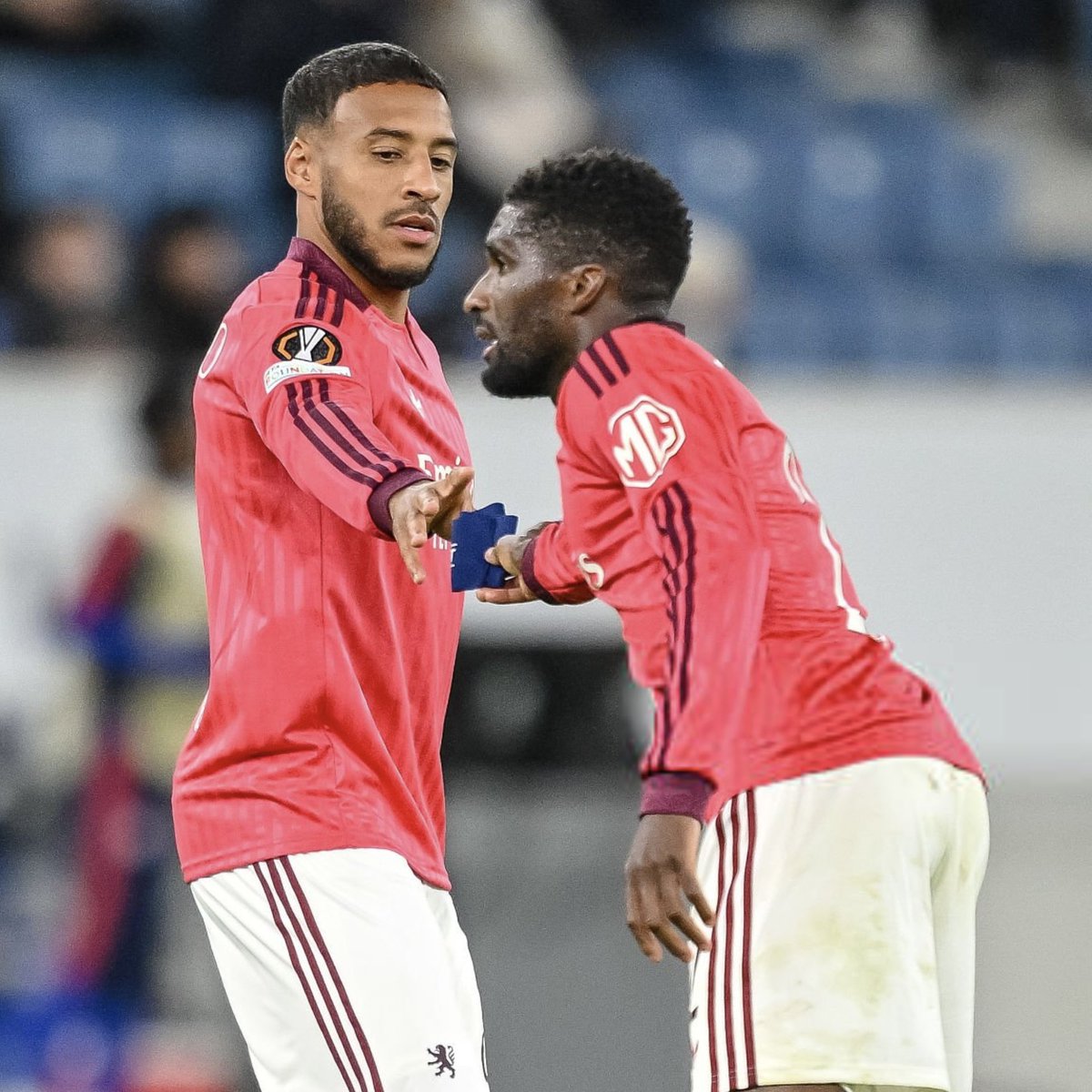_BeFootball's tweet photo. 🚨🚨 CATASTROPHIQUE : LA FRANCE 🇫🇷 N’EST MEME PAS TOP 10 À L’INDICE UEFA SUR CE DÉBUT DE SAISON. ❌😱

🥇🏴󠁧󠁢󠁥󠁮󠁧󠁿 Angleterre (7,944 points)
🥈🇩🇪 Allemagne (7,285 points)
🥉🇪🇸 Espagne (7,250 points)
4️⃣🇵🇹 Portugal (7,100 points)
4️⃣🇹🇷 Turquie (7,100 points)
6️⃣🇧🇪 Belgique (6,800 points)
7️⃣🇳🇱 Pays-Bas (6,666 points)
8️⃣🇳🇴 Norvège (6,600 points)
9️⃣🇮🇹 Italie (6,500 points)
🔟🇬🇷 Grèce (6,200 points)
1️⃣1️⃣🇫🇷 France (5,928 points)