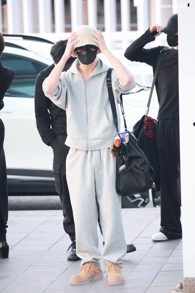 Aquaknight0205's tweet photo. 261023

✈️

#지성 #JISUNG #NCT 
#NCTDREAM #チソン https://t.co/emo1twNnrU