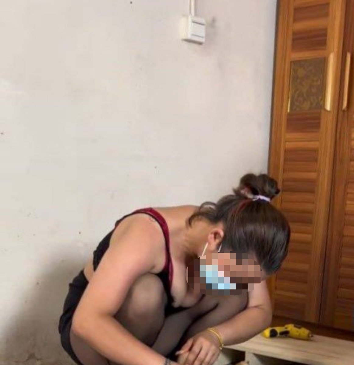 sophcrsh's tweet photo. new vid sold
interested dm
#crush #crushfetish #feetcrush https://t.co/Y4YmGrzvWb