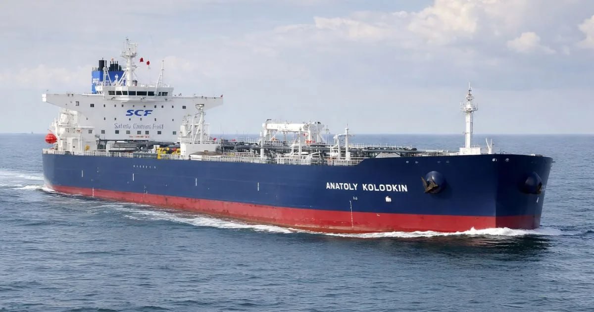 EmbassyofRussia's tweet photo. ⚡️ Tanker with Russian diesel fuel leaves Primorsk port, heading to New York

🇷🇺🇺🇸 There are 326,800 barrels of petroleum products on board the vessel. https://t.co/GRZyIMsJUR