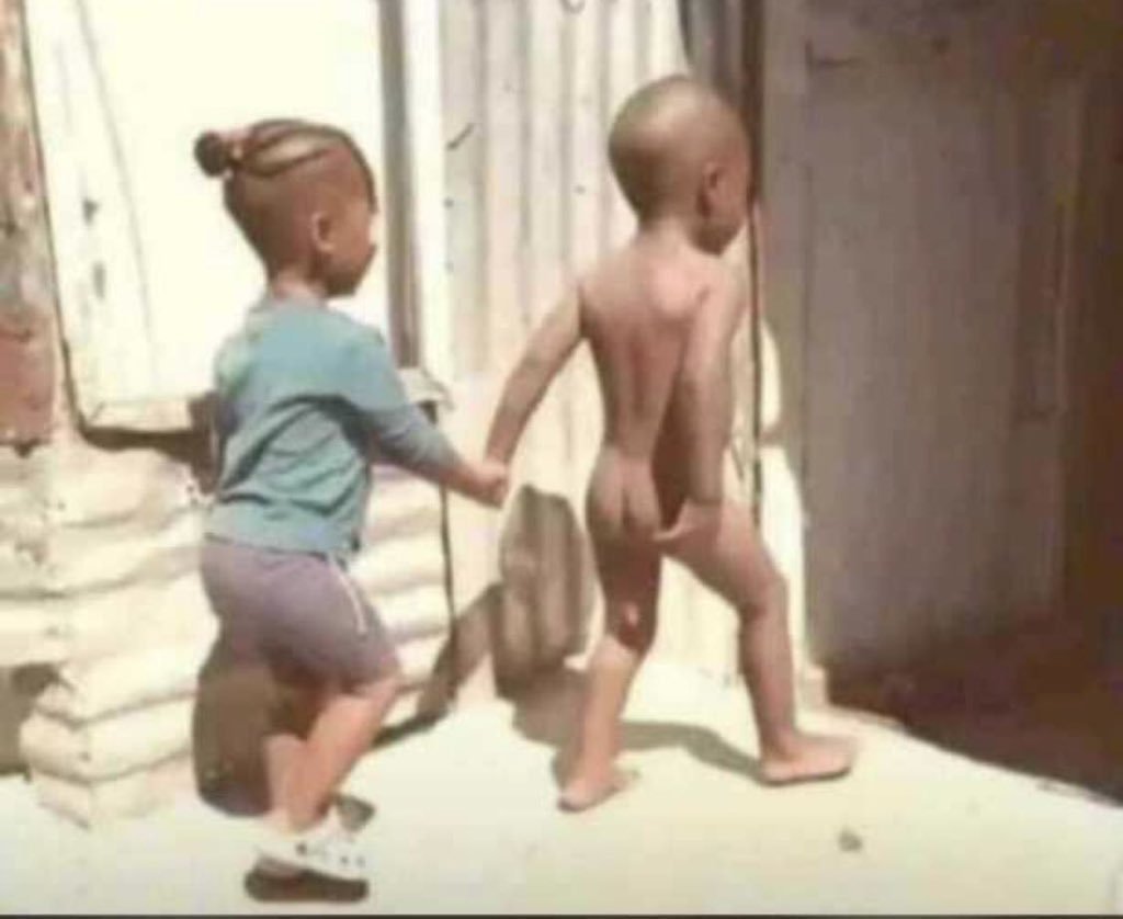 TonySplendor's tweet photo. We all did this while growing up, right? https://t.co/7IB0LUEv3H