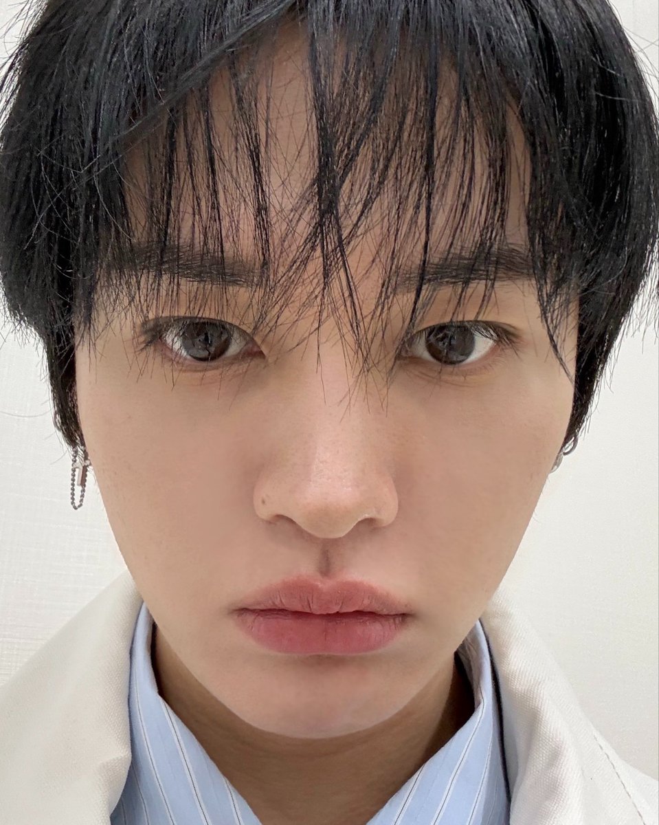 minolinori's tweet photo. missing minho’s selfies... https://t.co/LVt9nmJK2N