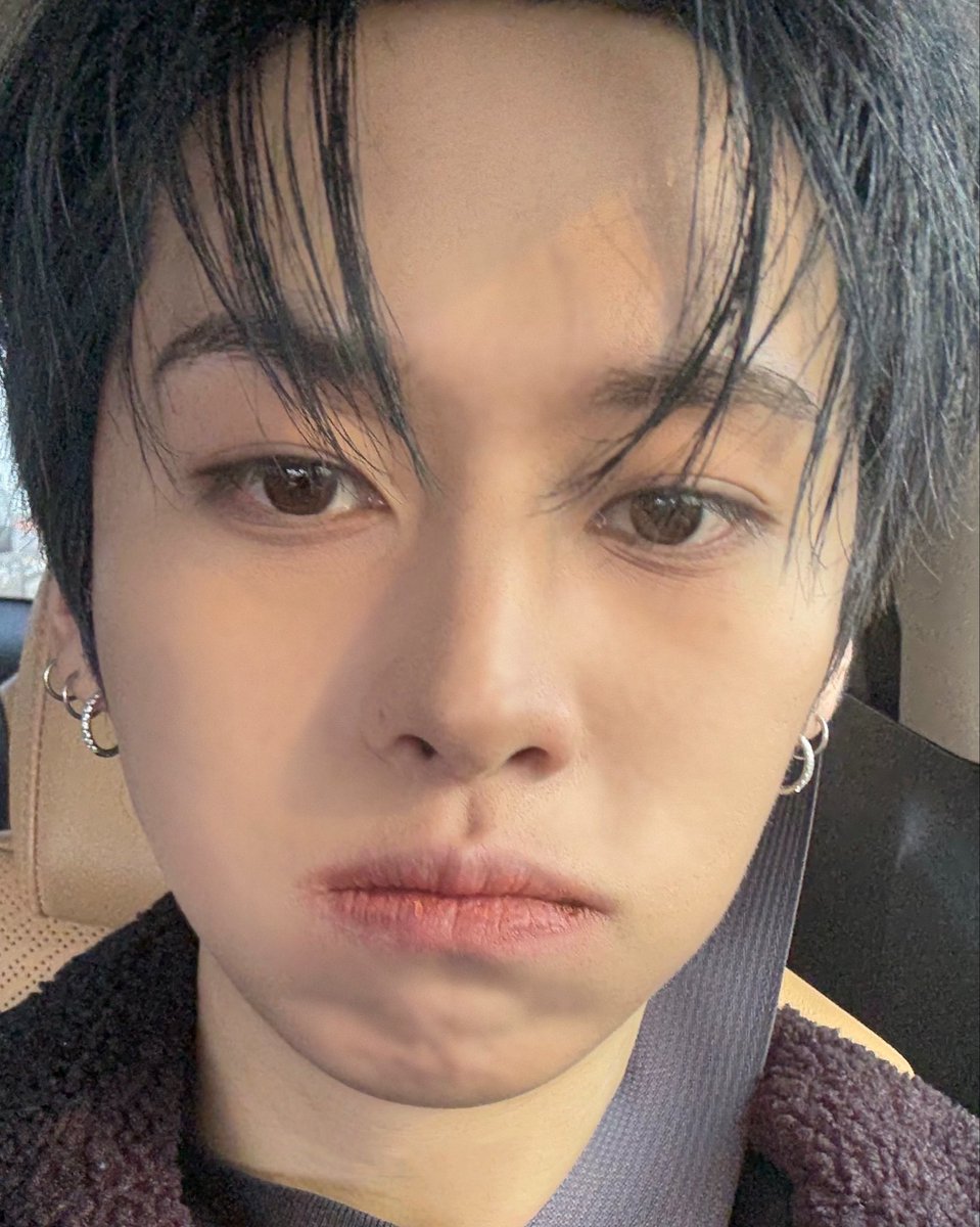 minolinori's tweet photo. missing minho’s selfies... https://t.co/LVt9nmJK2N